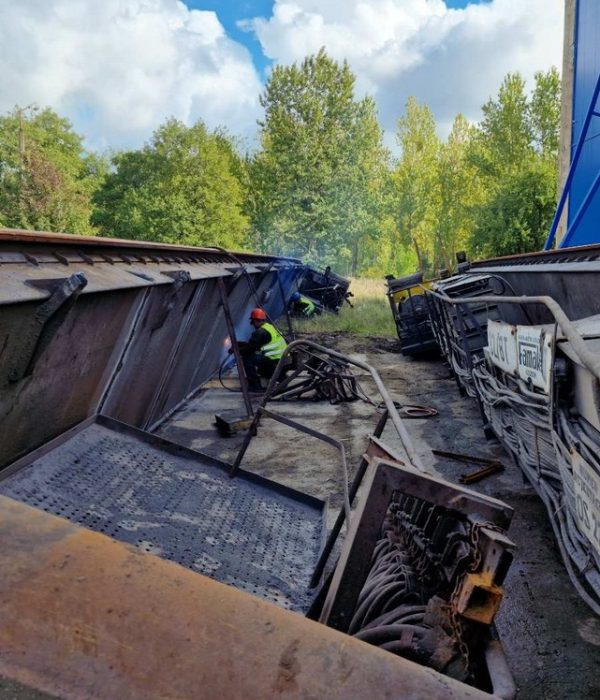 Demontaż suwnicy dwudźwigarowej