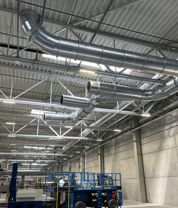 A 700-meter-long ventilation system was installed at the Homanit plant (Vilnius, Lithuania).На заводе «Хоманит» (Вильнюс, Литва) установлена ​​система вентиляции длиной 700 метров.W zakładzie Homanit (Wilno, Litwa) zainstalowano wentylację o długości 700 metrów