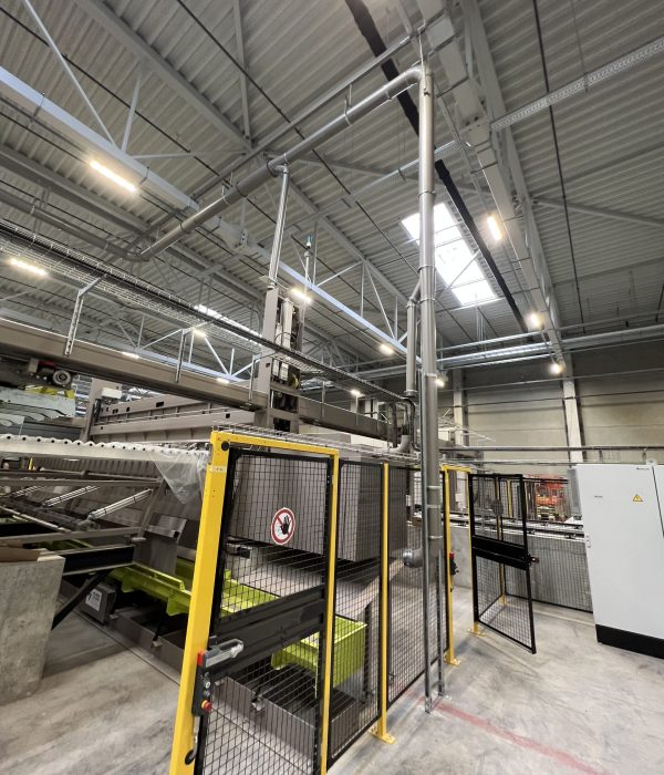 A 700-meter-long ventilation system was installed at the Homanit plant (Vilnius, Lithuania).На заводе «Хоманит» (Вильнюс, Литва) установлена ​​система вентиляции длиной 700 метров.W zakładzie Homanit (Wilno, Litwa) zainstalowano wentylację o długości 700 metrów